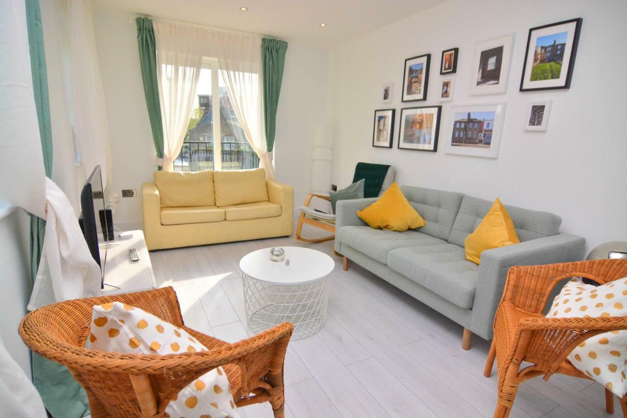 Apartment Wharf - Macarena Apartments 런던 외부 사진