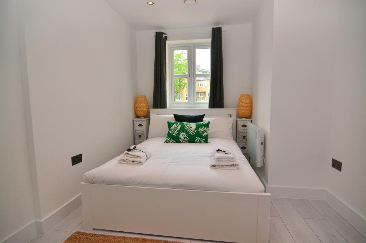 Apartment Wharf - Macarena Apartments 런던 외부 사진