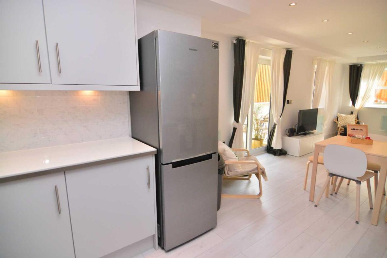 Apartment Wharf - Macarena Apartments 런던 외부 사진